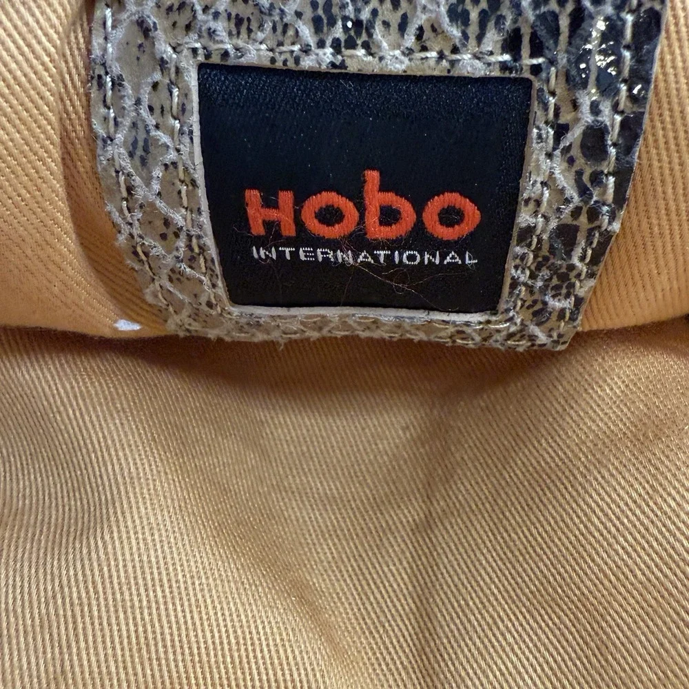 Hobo International Dove Crackle Exotic Animal Print Python Clutch Bag Small 9